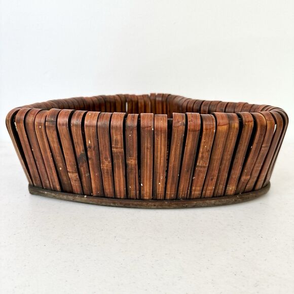 Dark Wood Heart-shaped Basket Primitive Handmade Handcrafted - Picture 5 of 9